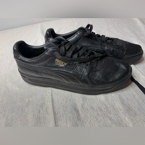 PUMA Black-Puma Team Gold GV Las Vegas shoes size 12 - Picture 2 of 9